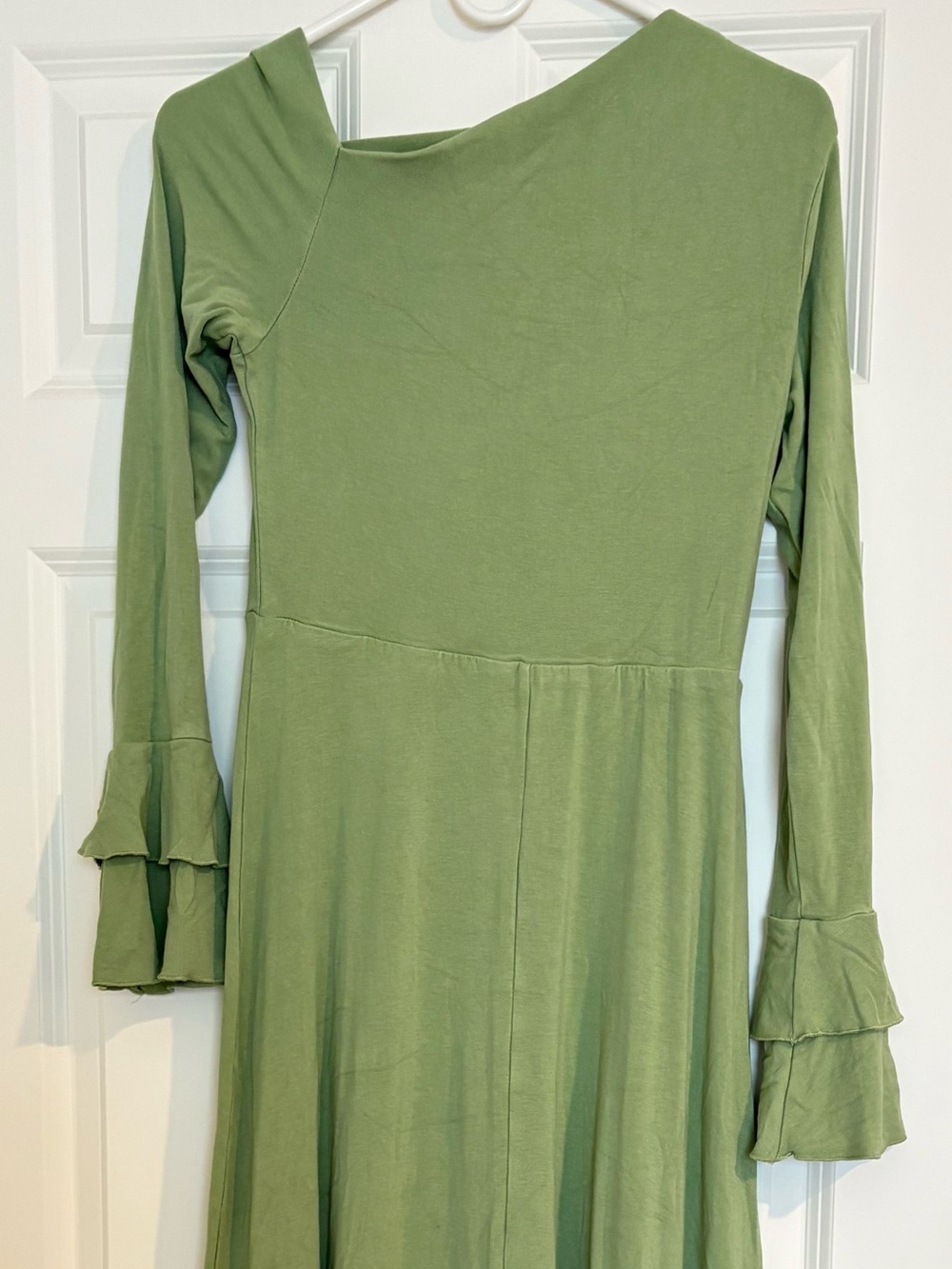 Women's Sage Green Long Sleeve Ruffle Cuff Dress
